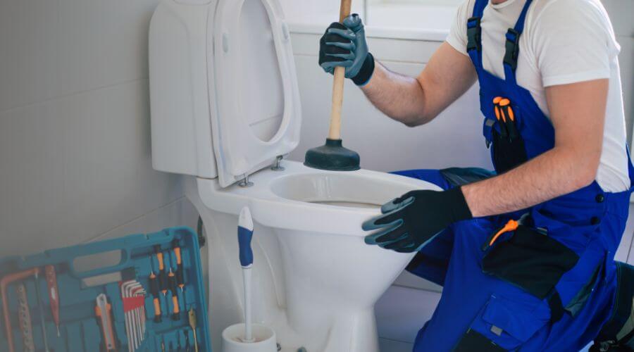 Expert burst pipe repair services in Gile, WI